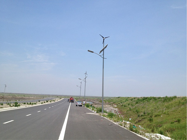 M2风光互补路灯（南通启东）