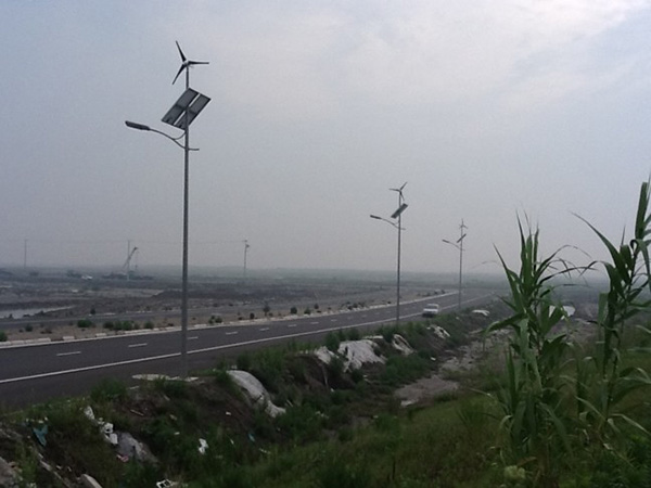 M2风光互补路灯（南通启东）